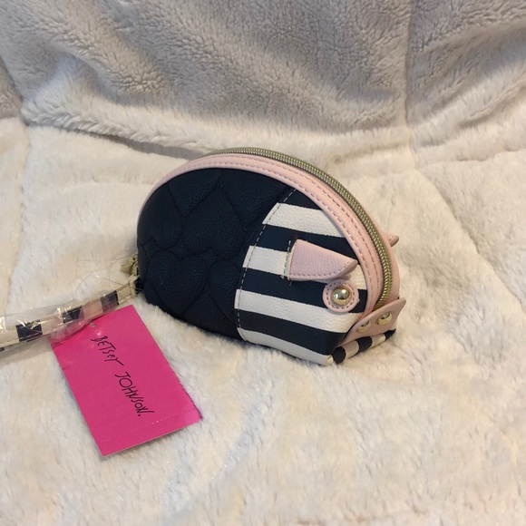 Betsey Johnson Handbags - NWT Betsey Johnson quilted heart pig wristlet